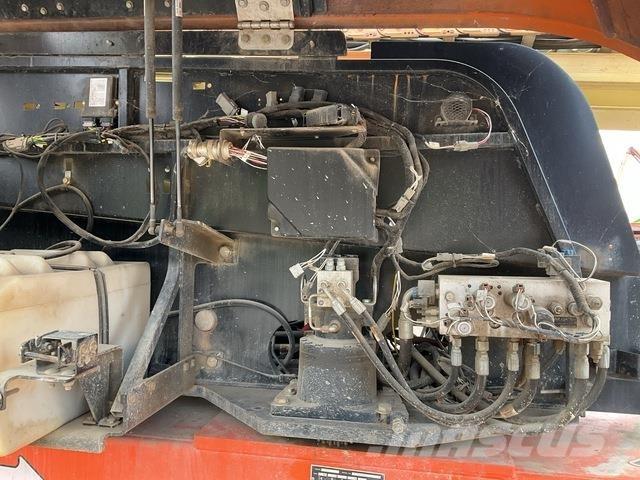 JLG 660SJ Teleskop bomlifter