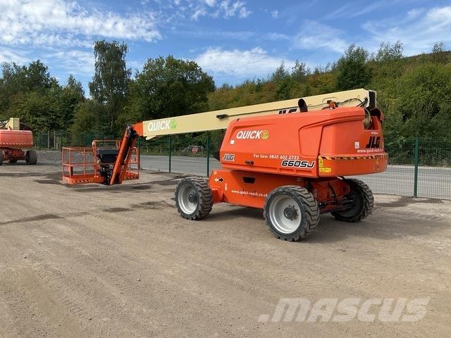 JLG 660SJ Teleskop bomlifter