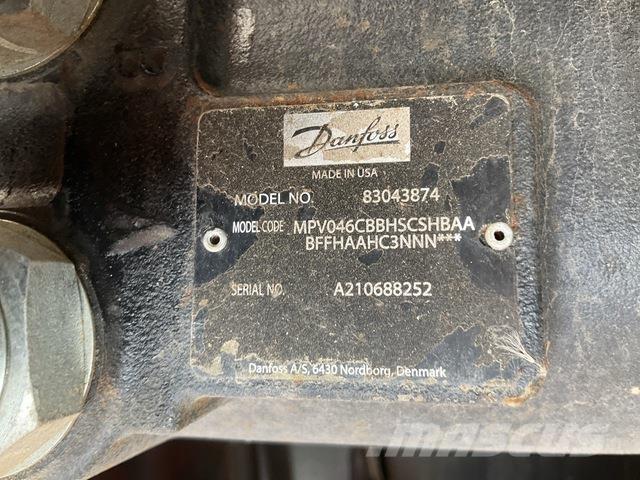 JLG 660SJ Teleskop bomlifter