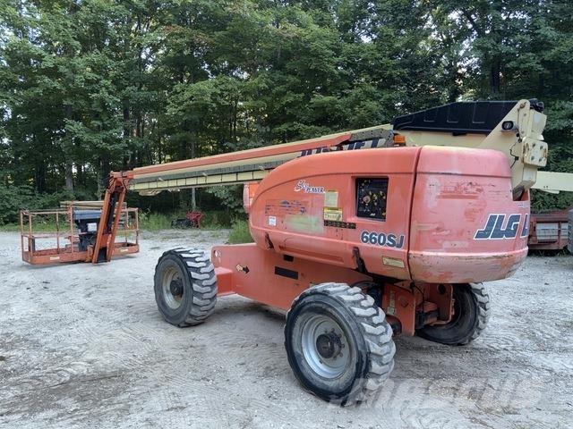 JLG 660SJ Teleskop bomlifter