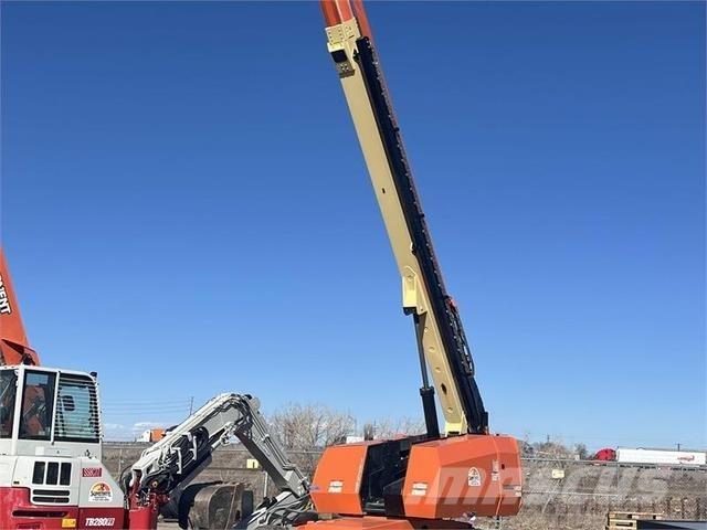 JLG 660SJ Teleskop bomlifter