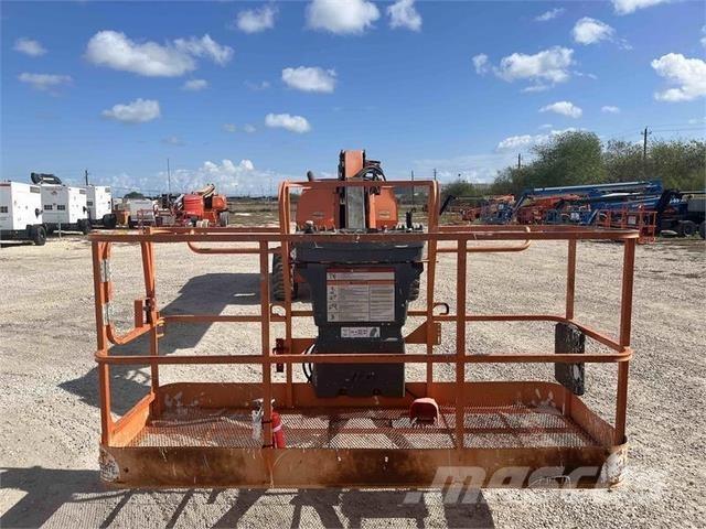 JLG 660SJ Teleskop bomlifter