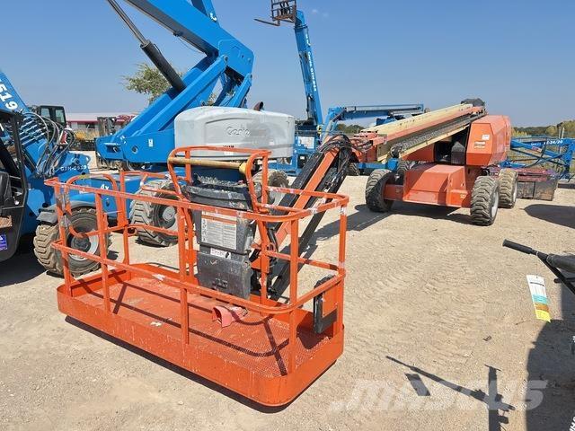 JLG 660SJ Teleskop bomlifter