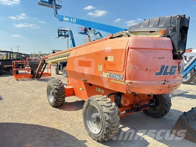 JLG 660SJ Teleskop bomlifter