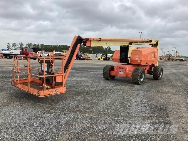 JLG 800 AJ Leddede bomlifter