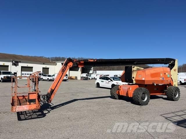 JLG 800 AJ Leddede bomlifter