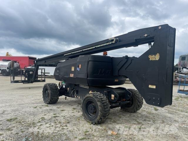 JLG 800A Leddede bomlifter