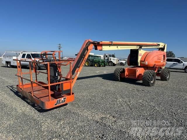 JLG 800AJ Leddede bomlifter
