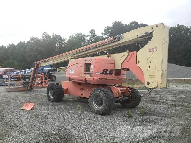 JLG 800AJ Leddede bomlifter