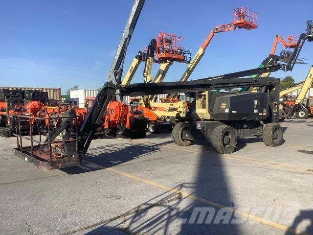 JLG 800AJ Leddede bomlifter