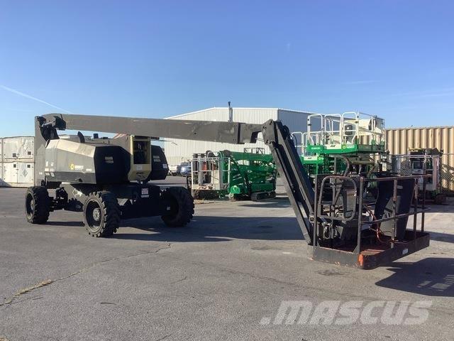 JLG 800AJ Leddede bomlifter
