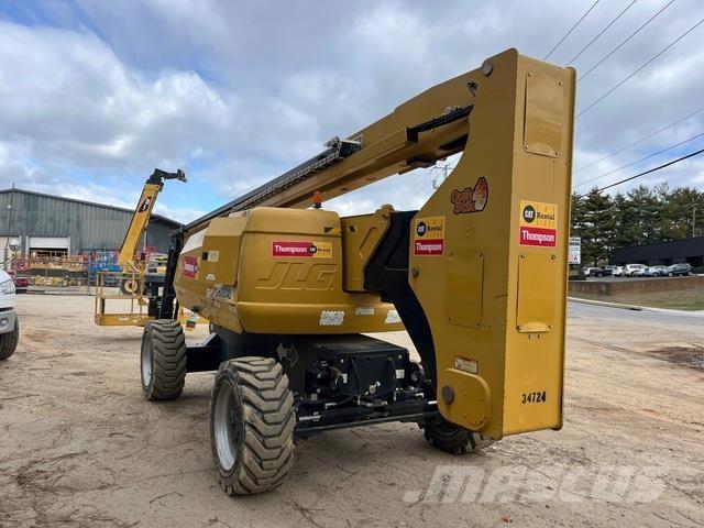 JLG 800AJ Leddede bomlifter