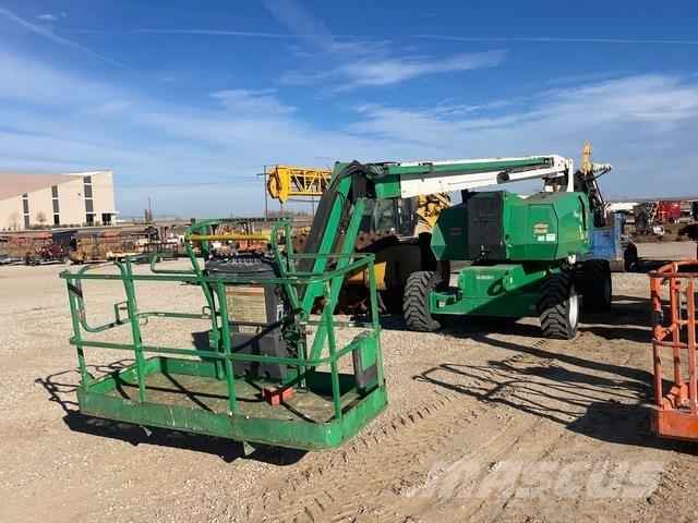 JLG 800AJ Leddede bomlifter