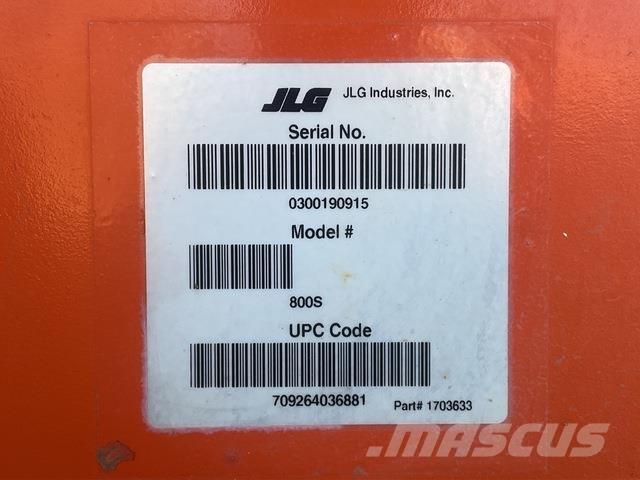 JLG 800S Teleskop bomlifter