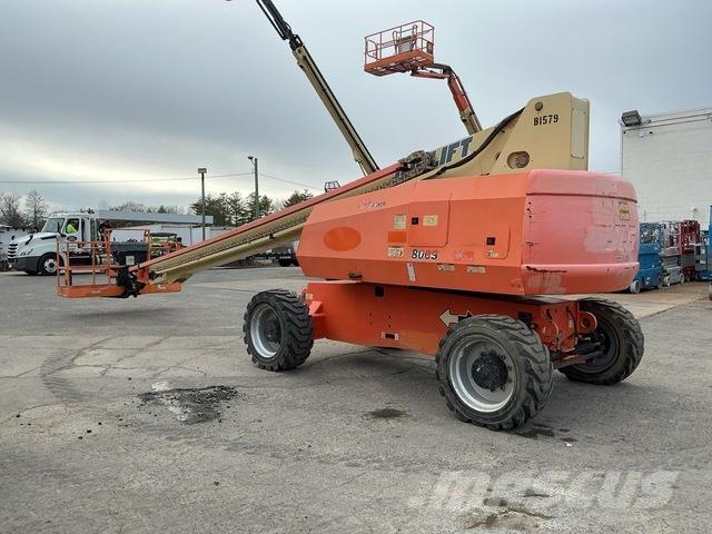 JLG 800S Teleskop bomlifter