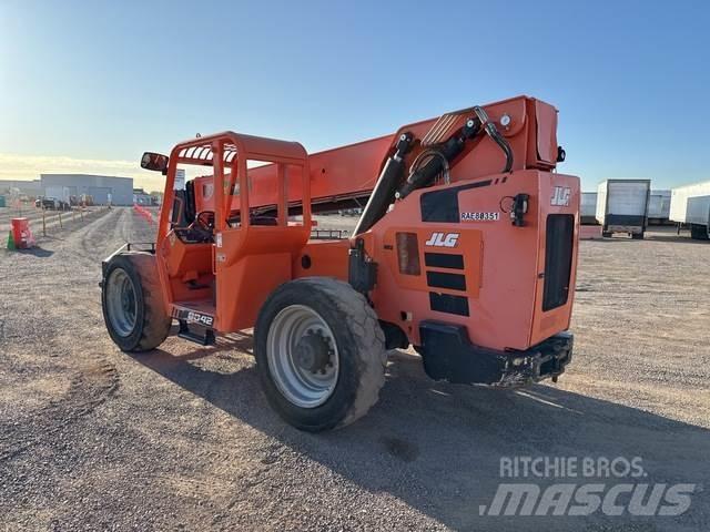 JLG 8042 Teleskoplastere