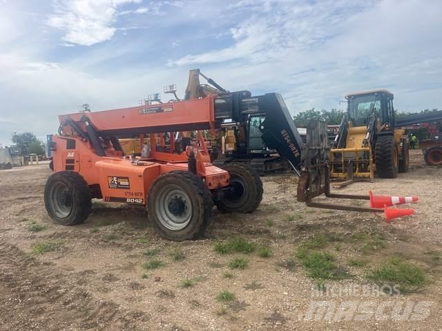 JLG 8042 Teleskoplastere