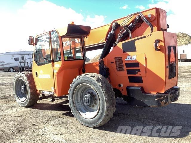 JLG 8042 Teleskoplastere