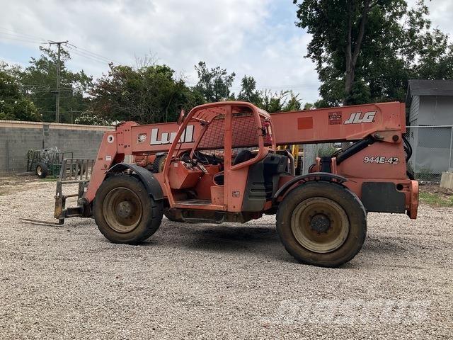 JLG 944E-42 Teleskoplastere