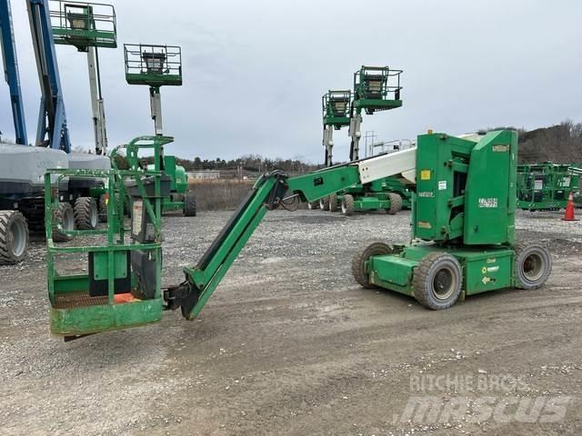 JLG E300AJ Leddede bomlifter