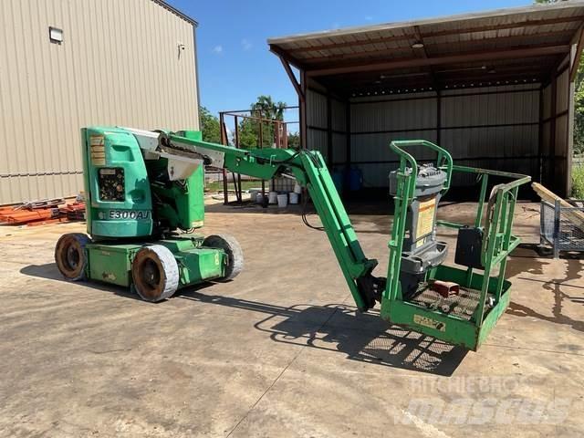 JLG E300AJ Leddede bomlifter