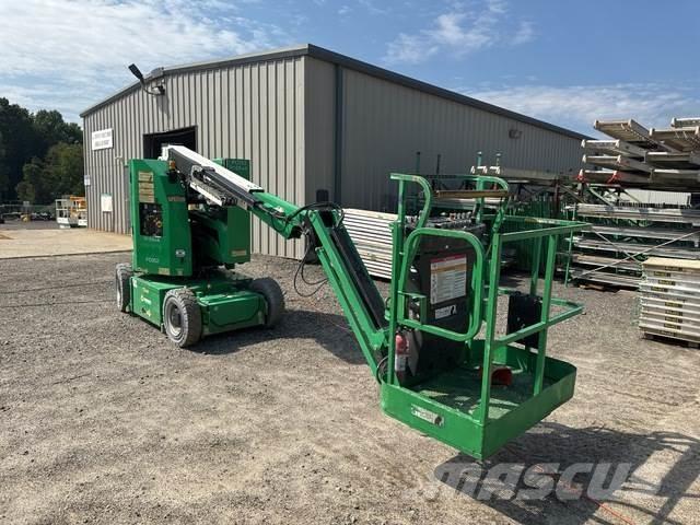 JLG E300AJ Leddede bomlifter
