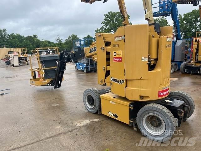 JLG E300AJP Leddede bomlifter