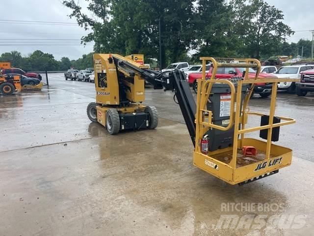 JLG E300AJP Leddede bomlifter
