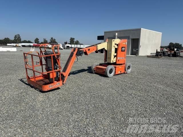 JLG E300AJP Leddede bomlifter