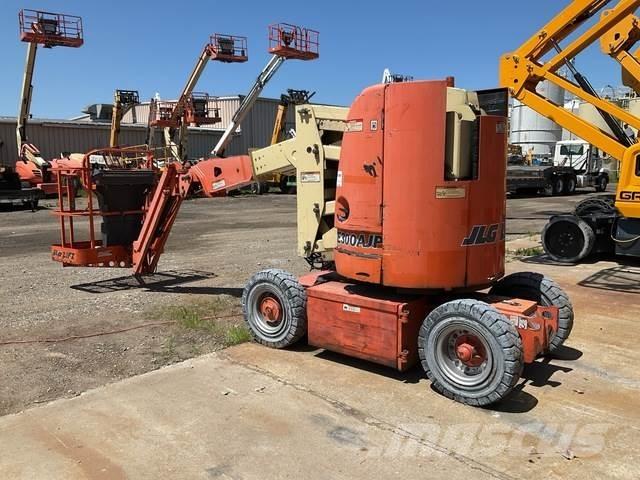 JLG E300AJP Leddede bomlifter