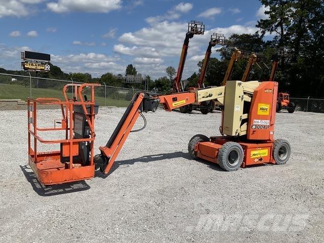 JLG E300AJP Leddede bomlifter