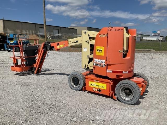 JLG E300AJP Leddede bomlifter