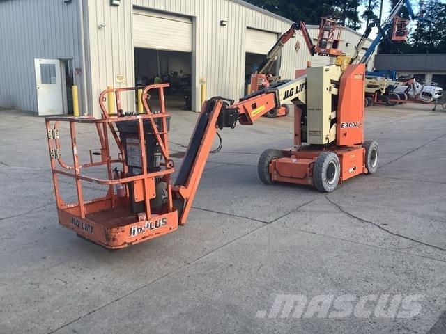JLG E300AJP Leddede bomlifter