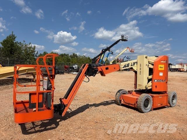 JLG E300AJP Leddede bomlifter