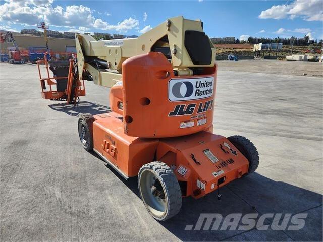 JLG E400AJP Leddede bomlifter