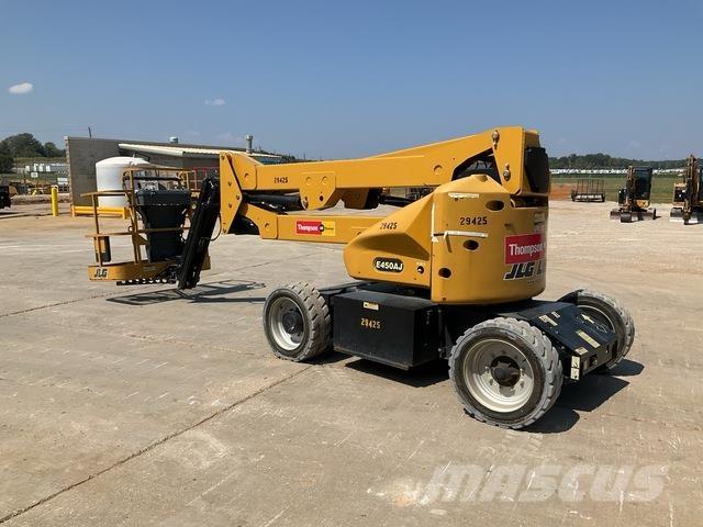 JLG E450AJ Leddede bomlifter