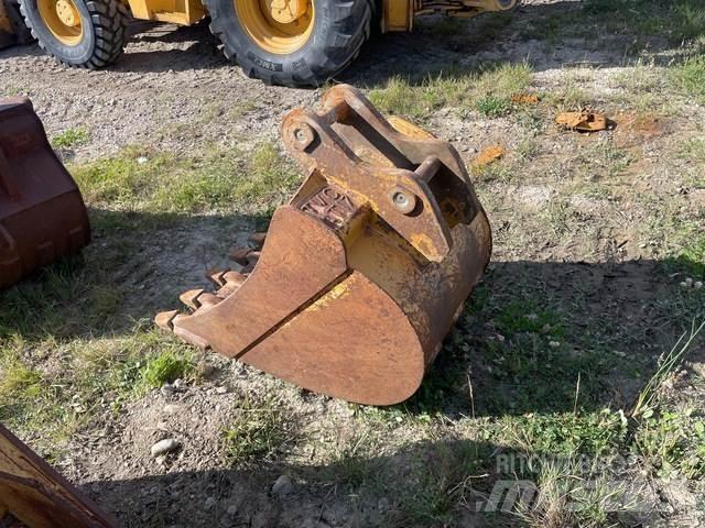 John Deere  Skuffer
