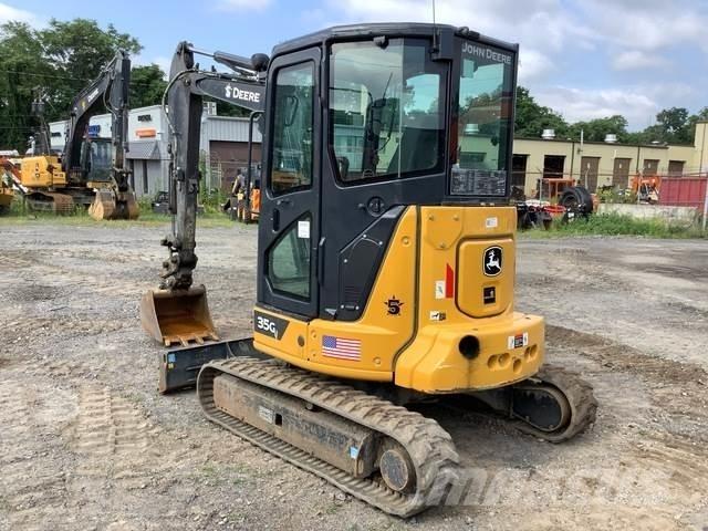 John Deere 35G Beltegraver