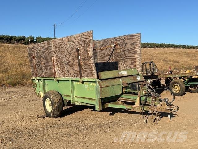 John Deere 450 Gjødselspreder