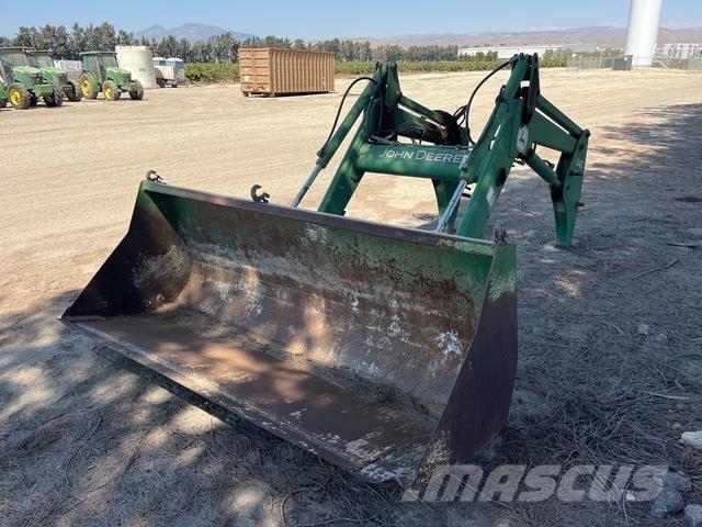 John Deere 640 Anlegg - Annet