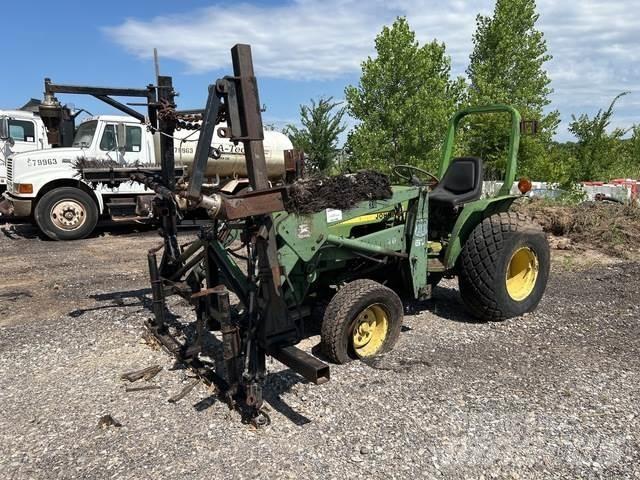 John Deere 750 Kompakttraktorer