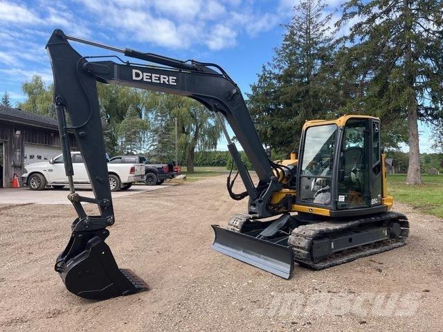 John Deere 85G Beltegraver