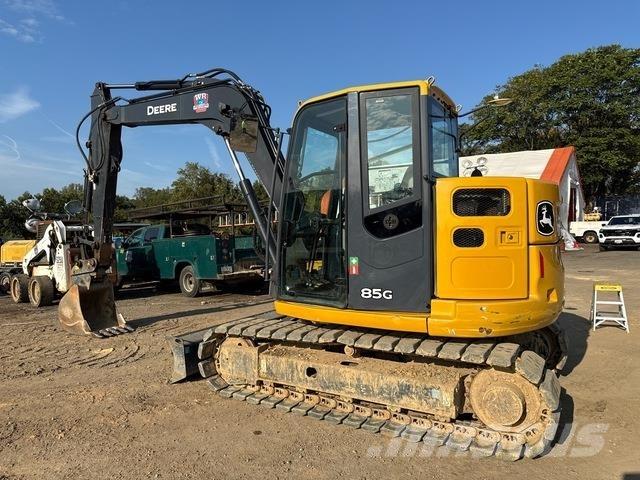 John Deere 85G Beltegraver