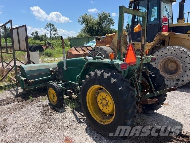 John Deere 970 Innendørs feiemaskiner