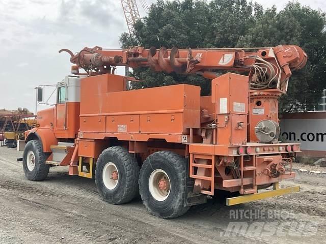 Kenworth C500 Borrigg lastebilmontert