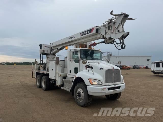 Kenworth T370 Borrigg lastebilmontert