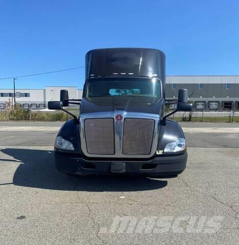 Kenworth T680 Trekkvogner