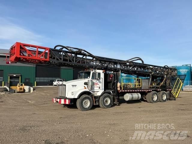 Kenworth T800 Borrigg lastebilmontert