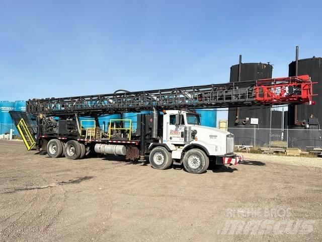 Kenworth T800 Borrigg lastebilmontert