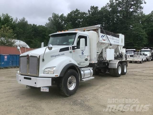 Kenworth T880 Betongbiler